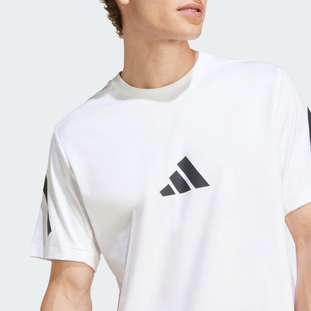 T-shirt Adidas z.n.e.
