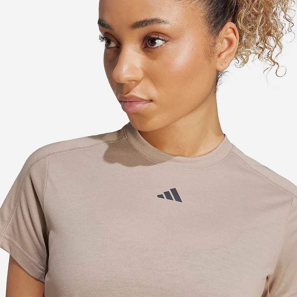 Tee-shirt de training à manches courtes femme Aeroready Train Essentials Minimal Branding Marron