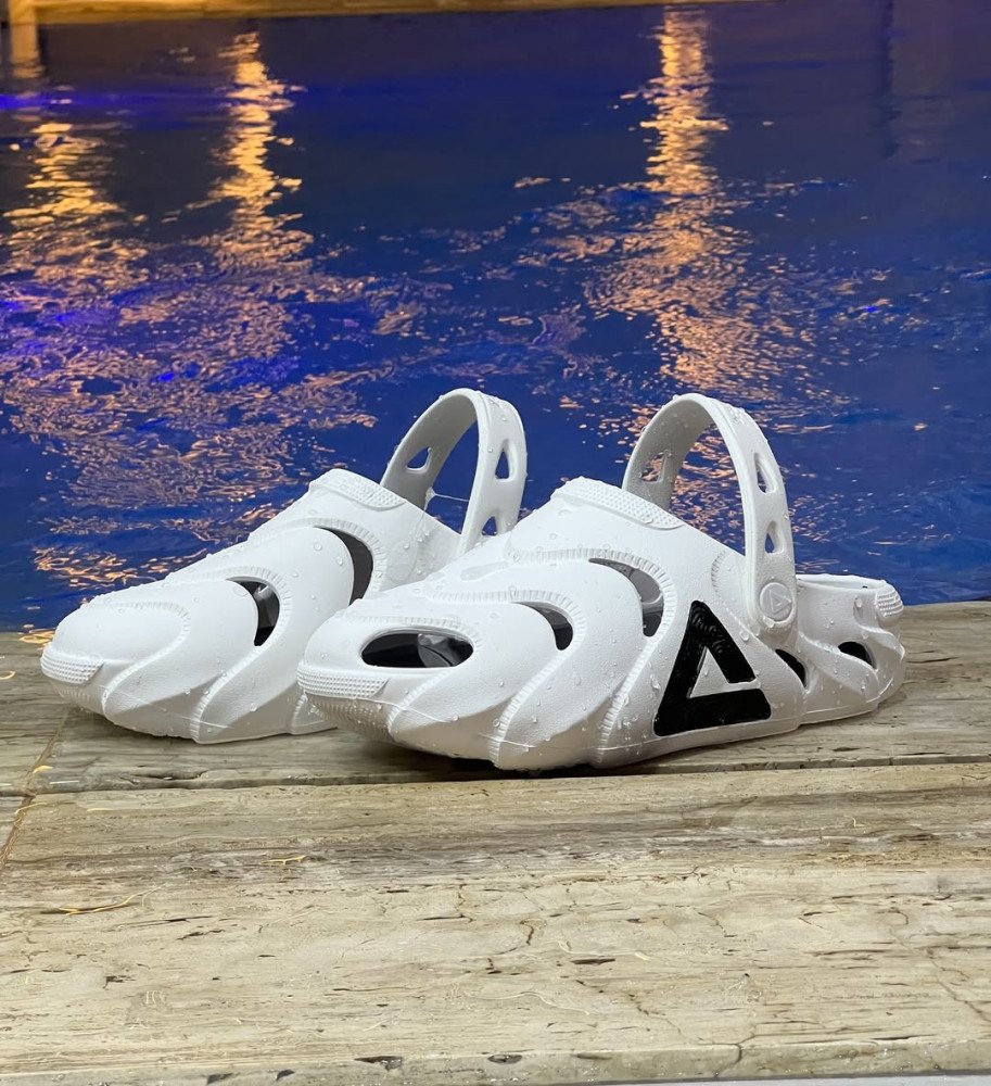 Peak sandal WHITE BLACK