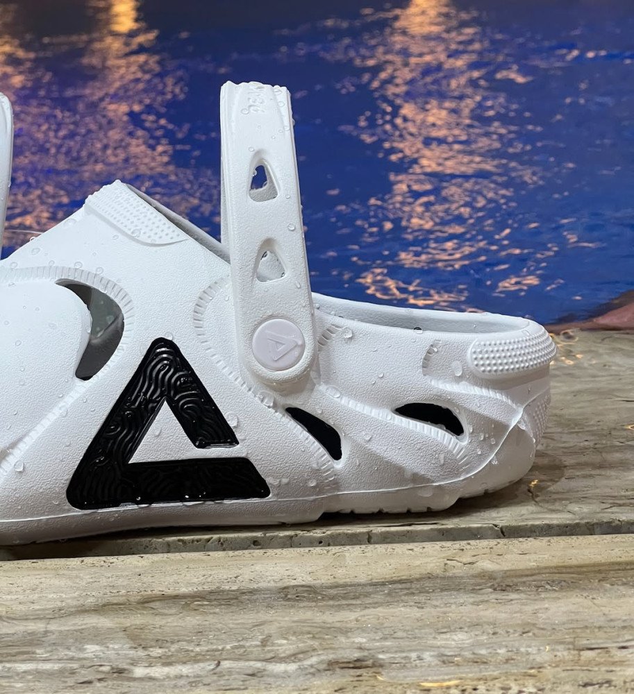 Peak sandal WHITE BLACK