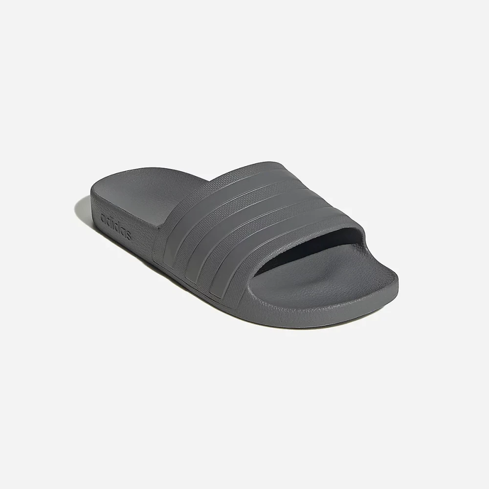 Claquettes de piscine femme Adilette Aqua Gris